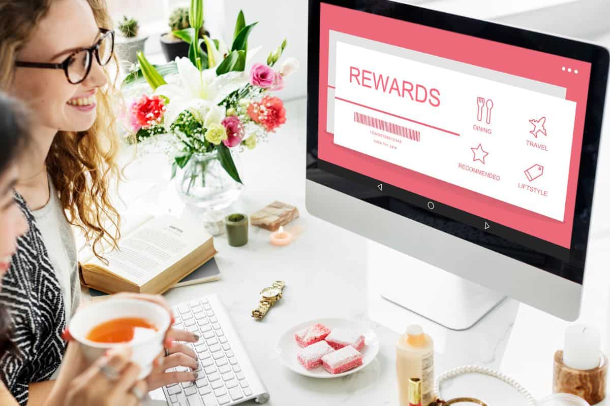 7 Ways to Save Money on Flights - The Bucket List Project