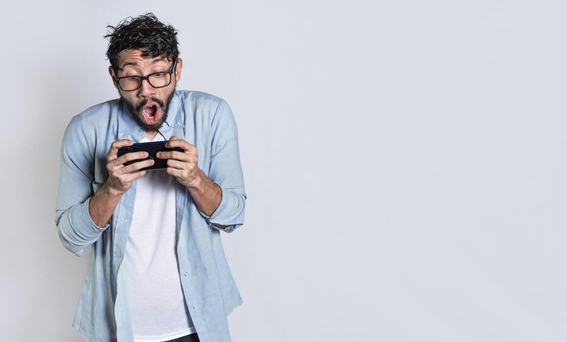 How To Avoid Distractions While Playing Mobile Games